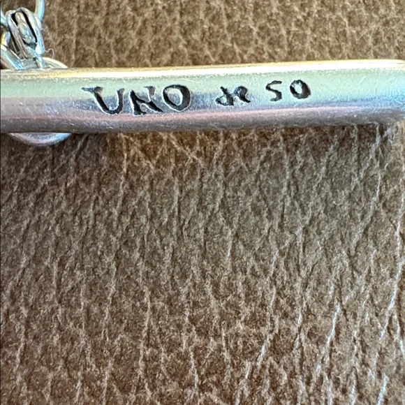 UNO de 50 Bracelet - ON/OFF - Silver - Size M with added safety chain EUC - Picture 2 of 3